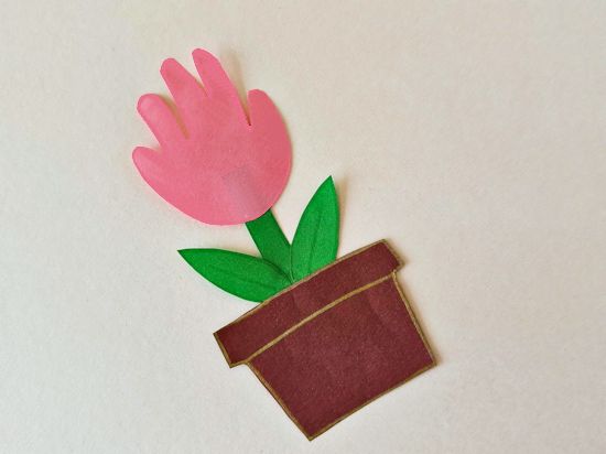 Add detail to stem and leaves with a marker.